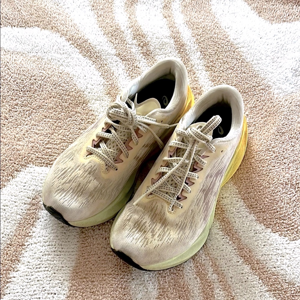 women's novablast 3's